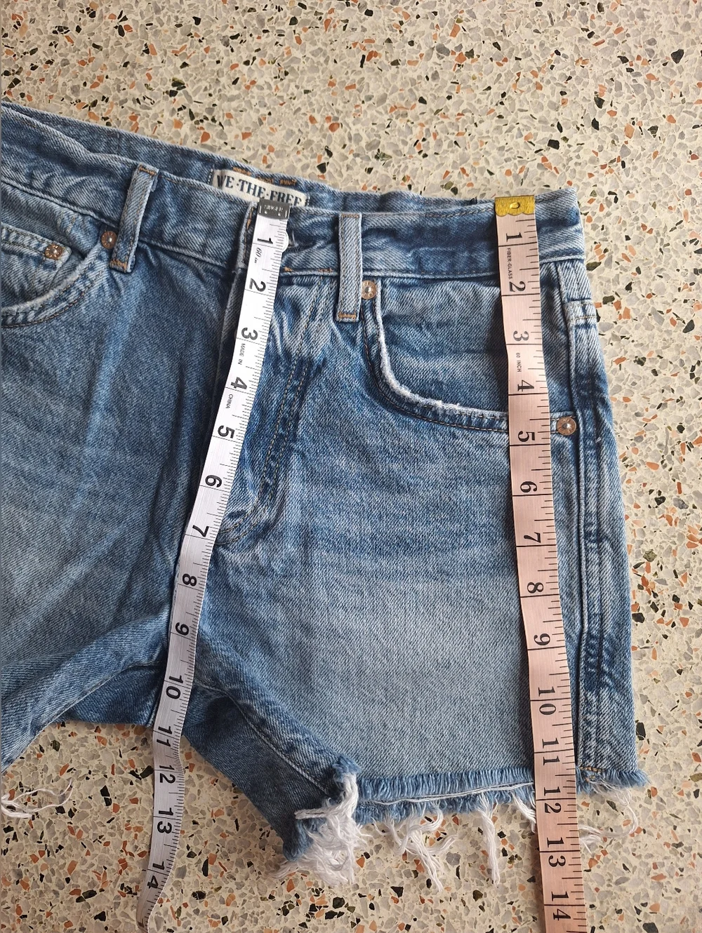 We The Free Ivy Mid Rise Short - Picture 5 of 9